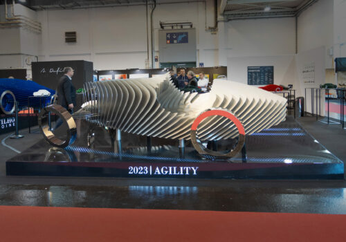 La BUGATTI 35 MONUMENTALE exposée.